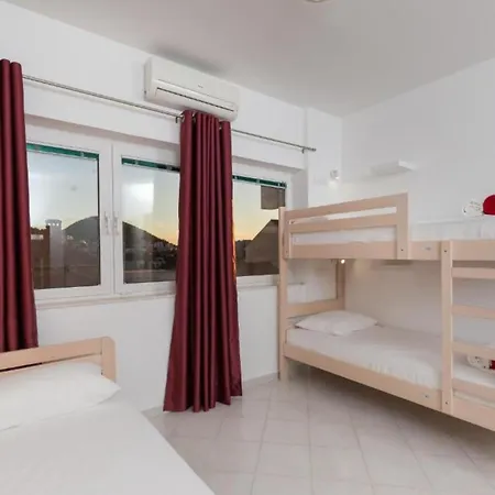 Free Bird - Bed In Four Bed Mixed 2