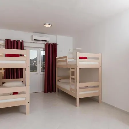 Holiday home Free Bird - Bed In Four Bed Mixed 2