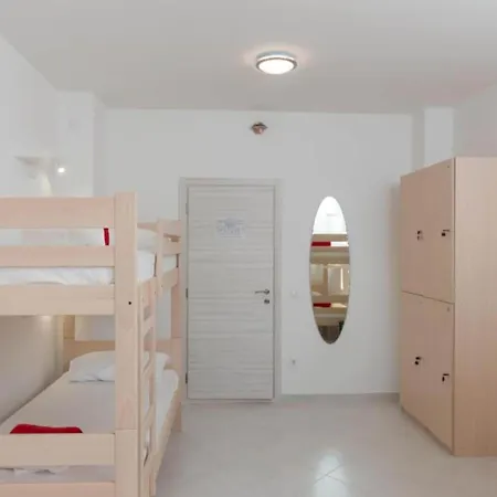 Free Bird - Bed In Four Bed Mixed 2